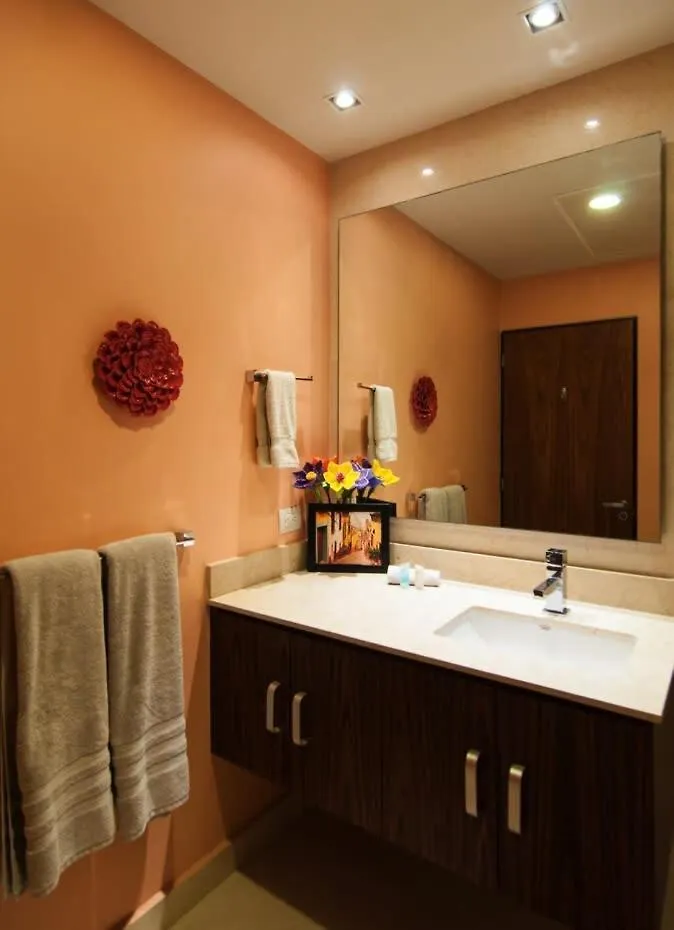 Happy Vibes Getaway With Stellar Oceanview Roof Pool! Villa Playa del Carmen