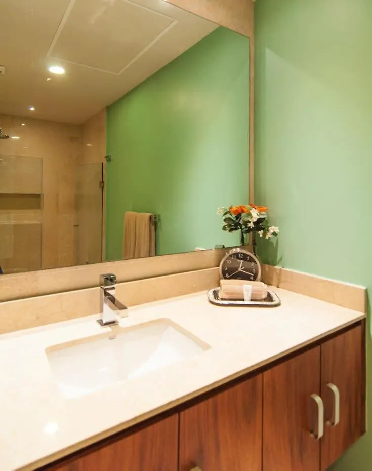 Happy Vibes Getaway With Stellar Oceanview Roof Pool! Villa Playa del Carmen Holiday home